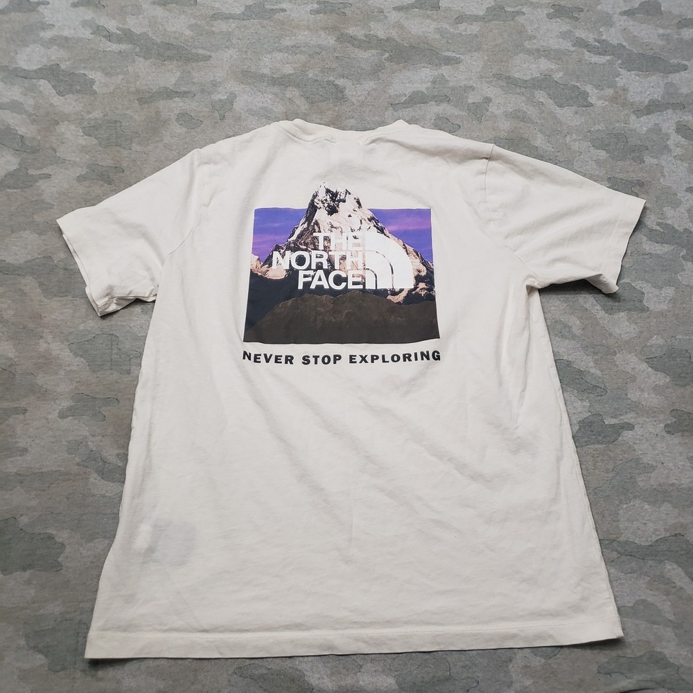 The North‎ Face Shirt Womens Medium White Short Sleeve Outdoors Graphic